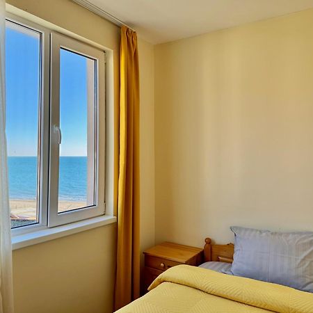 Beachfront Havana Свети-Влас Экстерьер фото